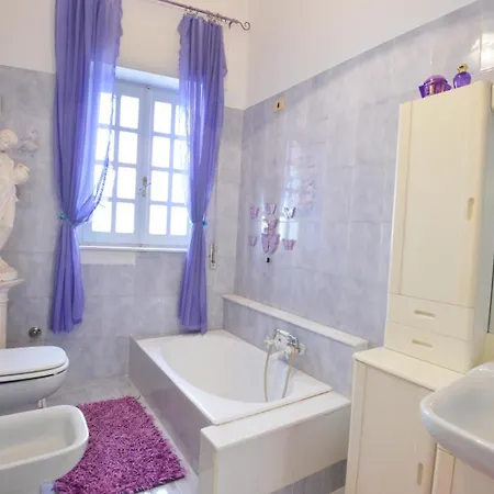 Casa Noel קרוביניו